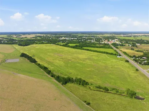 2519 Hwy 7 Highway Chilton TX 76632