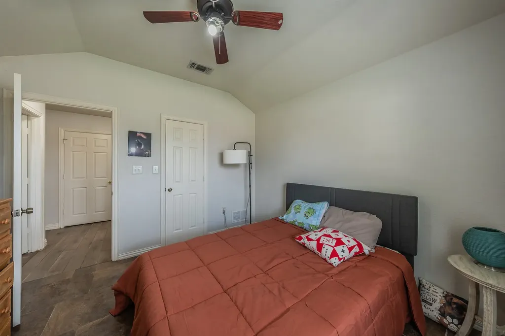 425 Madison Place Ponder TX 76259