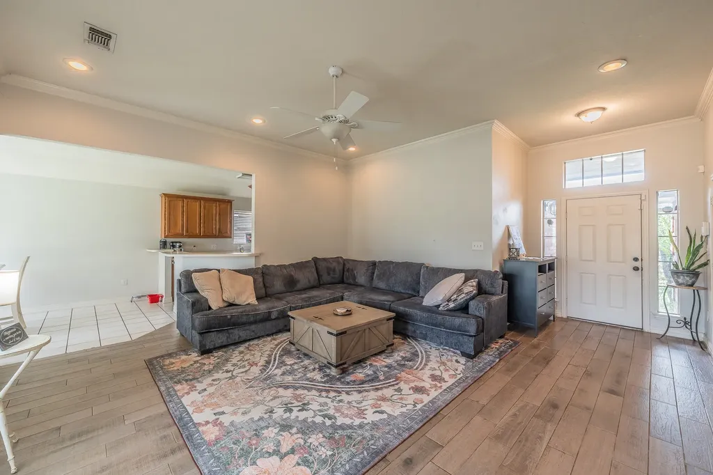 425 Madison Place Ponder TX 76259