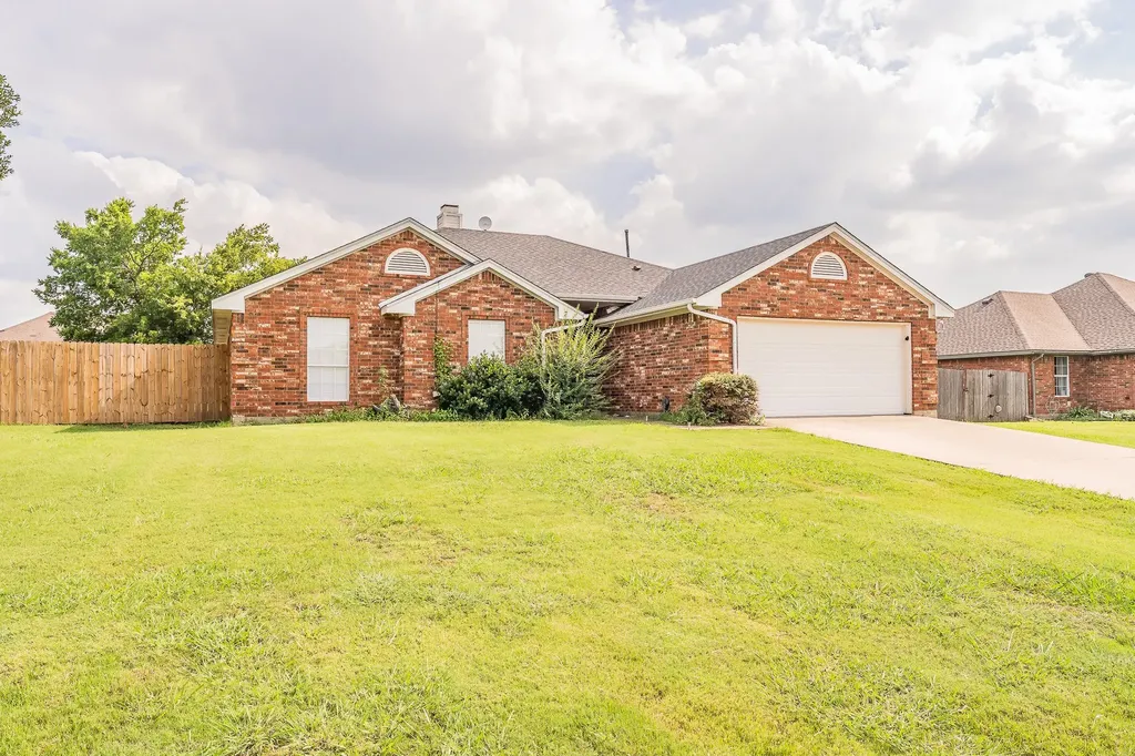 425 Madison Place Ponder TX 76259