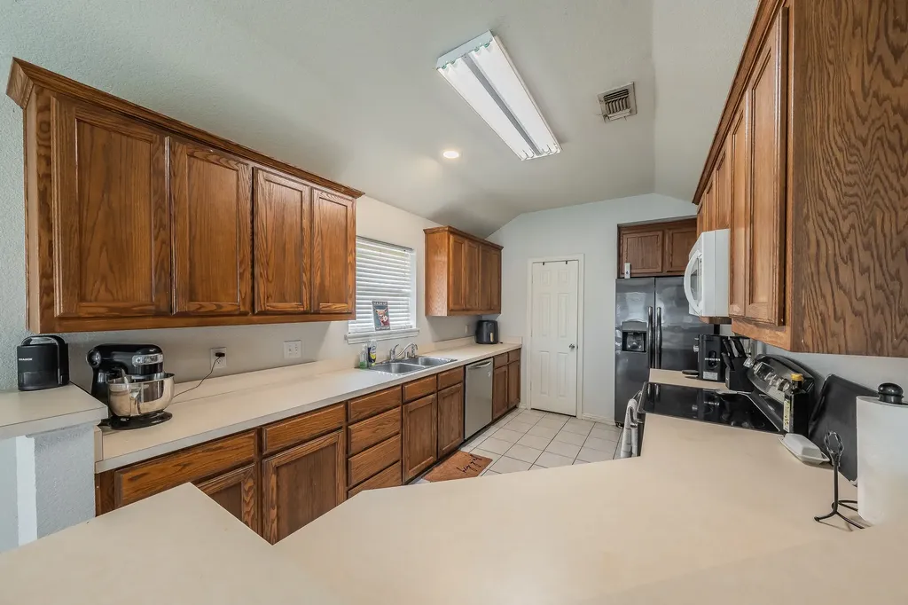 425 Madison Place Ponder TX 76259