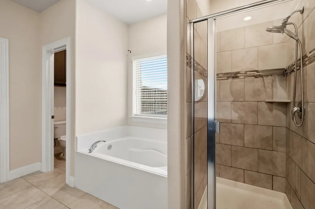520 Winnetka Drive Oak Point TX 75068