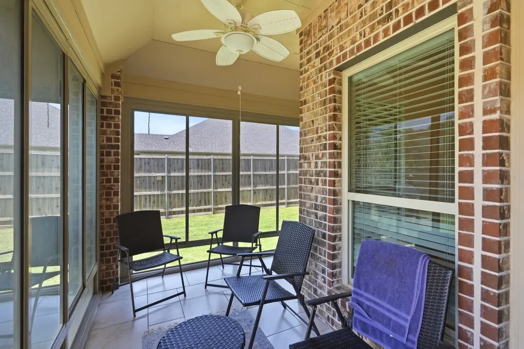 520 Winnetka Drive Oak Point TX 75068