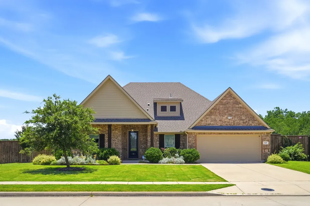 520 Winnetka Drive Oak Point TX 75068