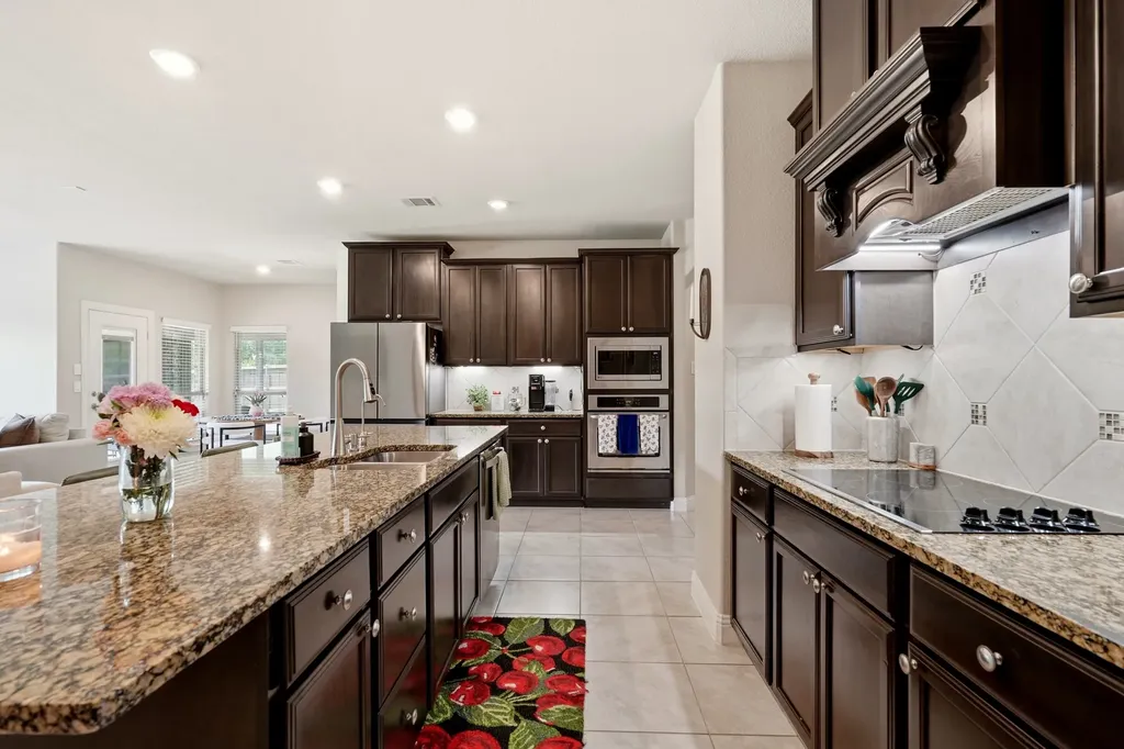 520 Winnetka Drive Oak Point TX 75068
