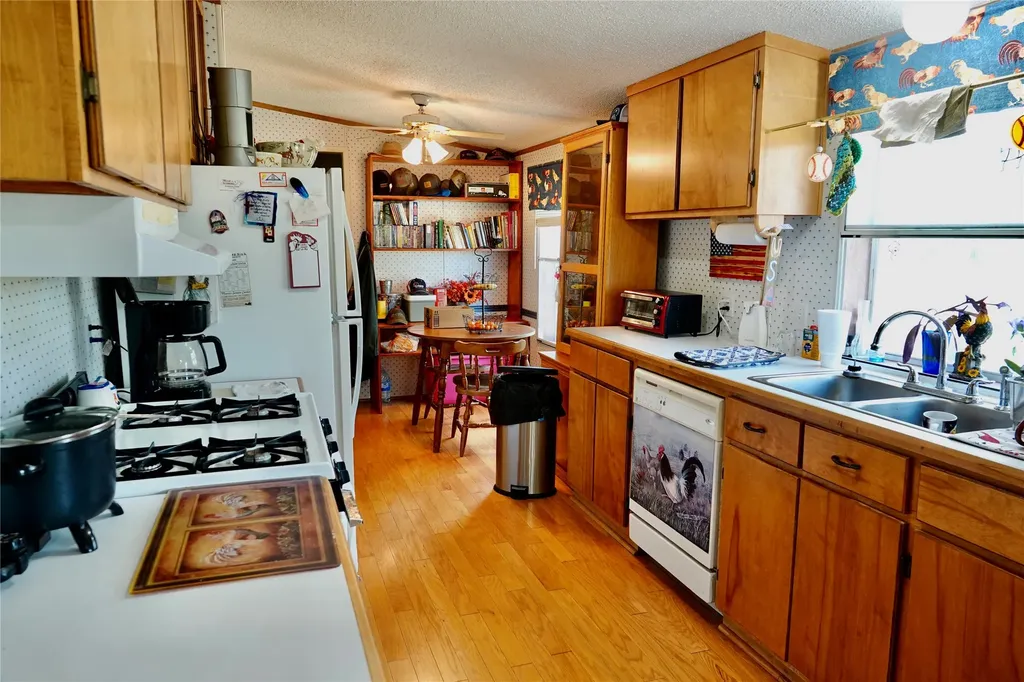 170 Cr 505 Goldthwaite TX 76844