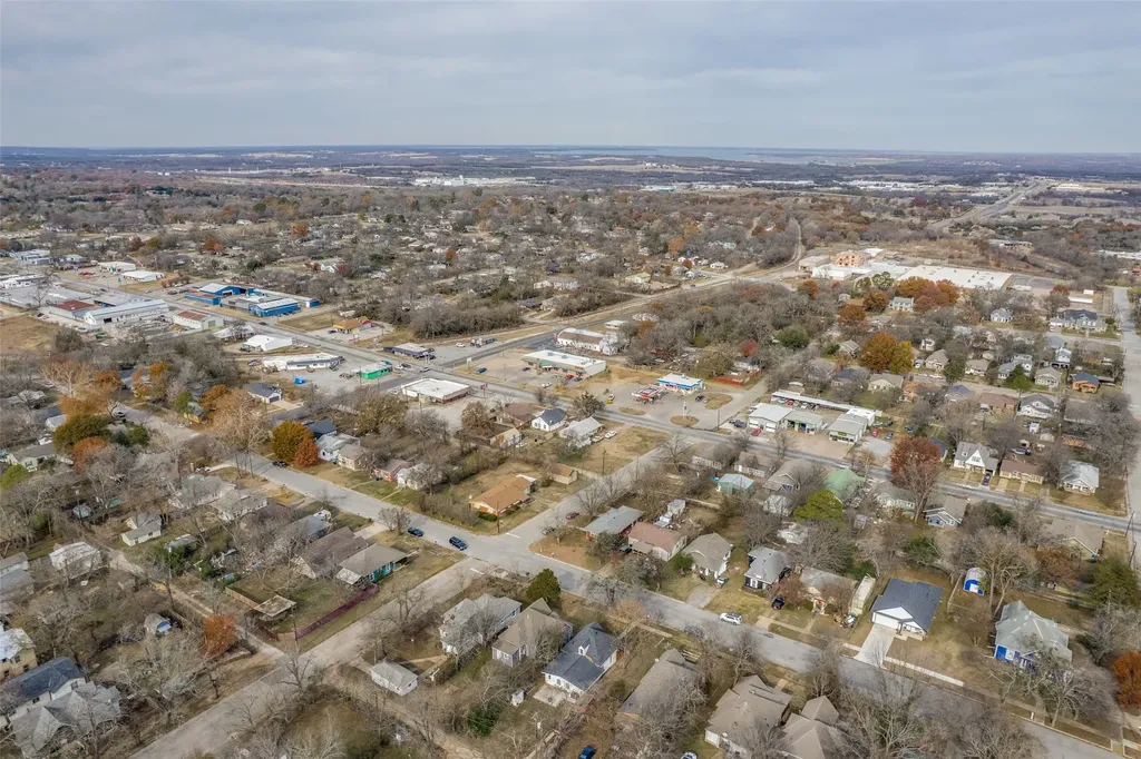 1322 Sears Street W Denison TX 75020