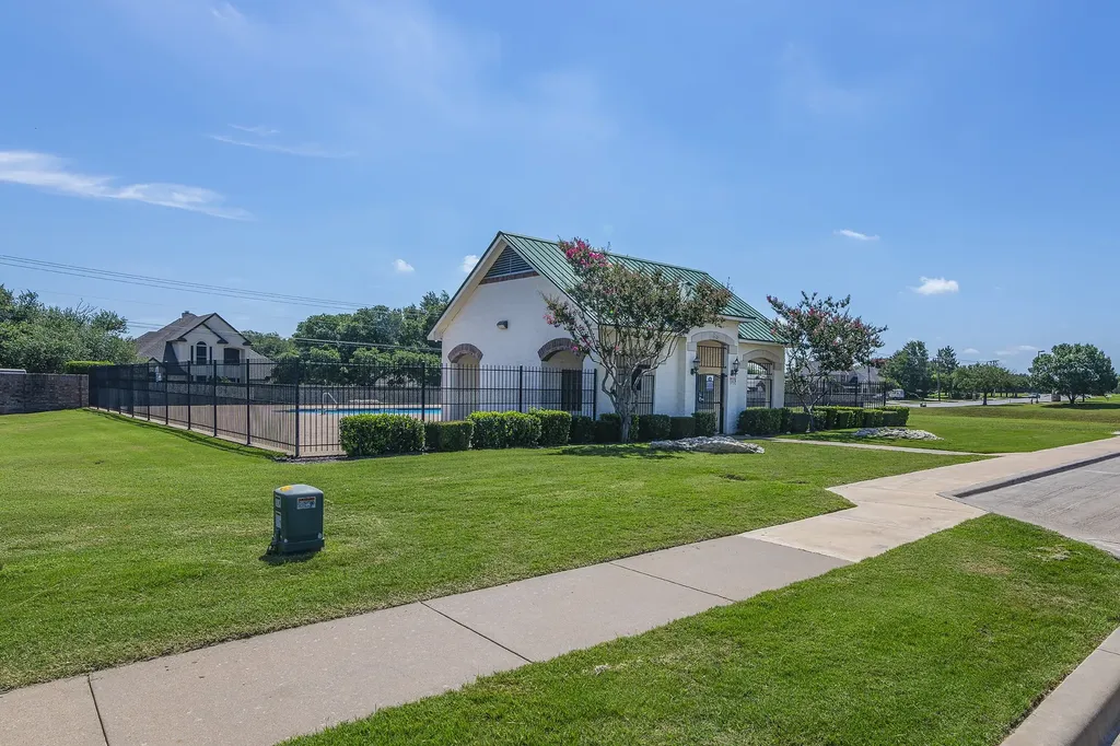 815 Chestnut Grove Drive Cleburne TX 76033