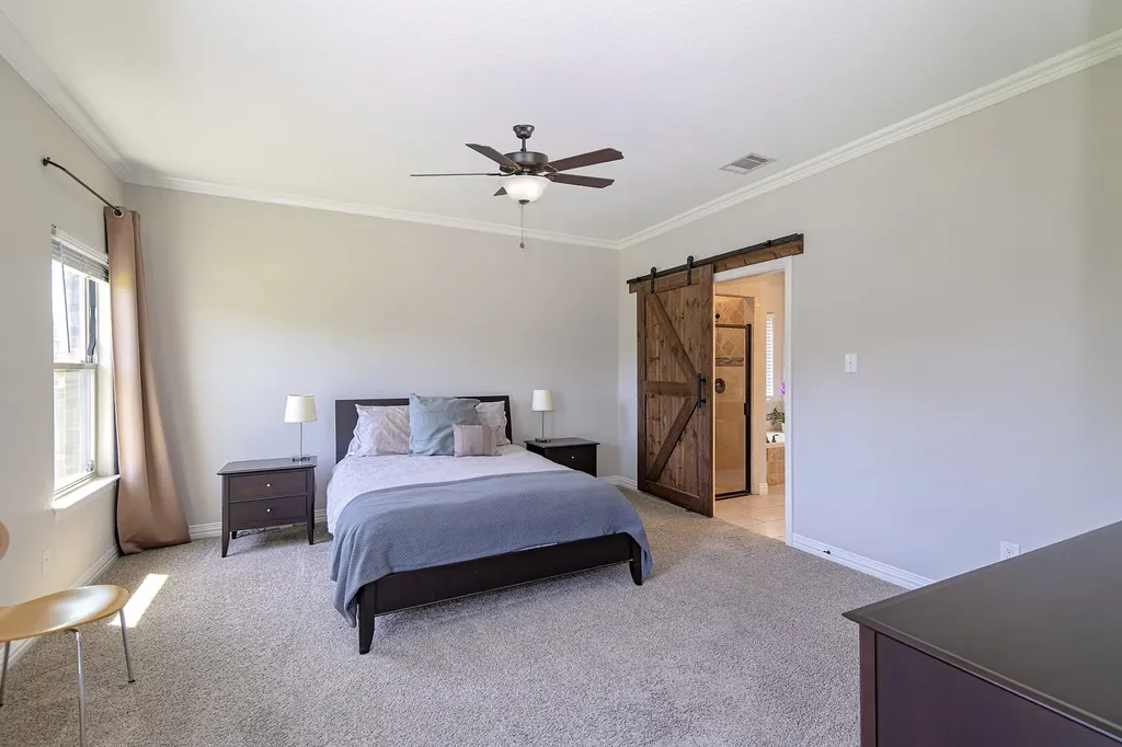 815 Chestnut Grove Drive Cleburne TX 76033