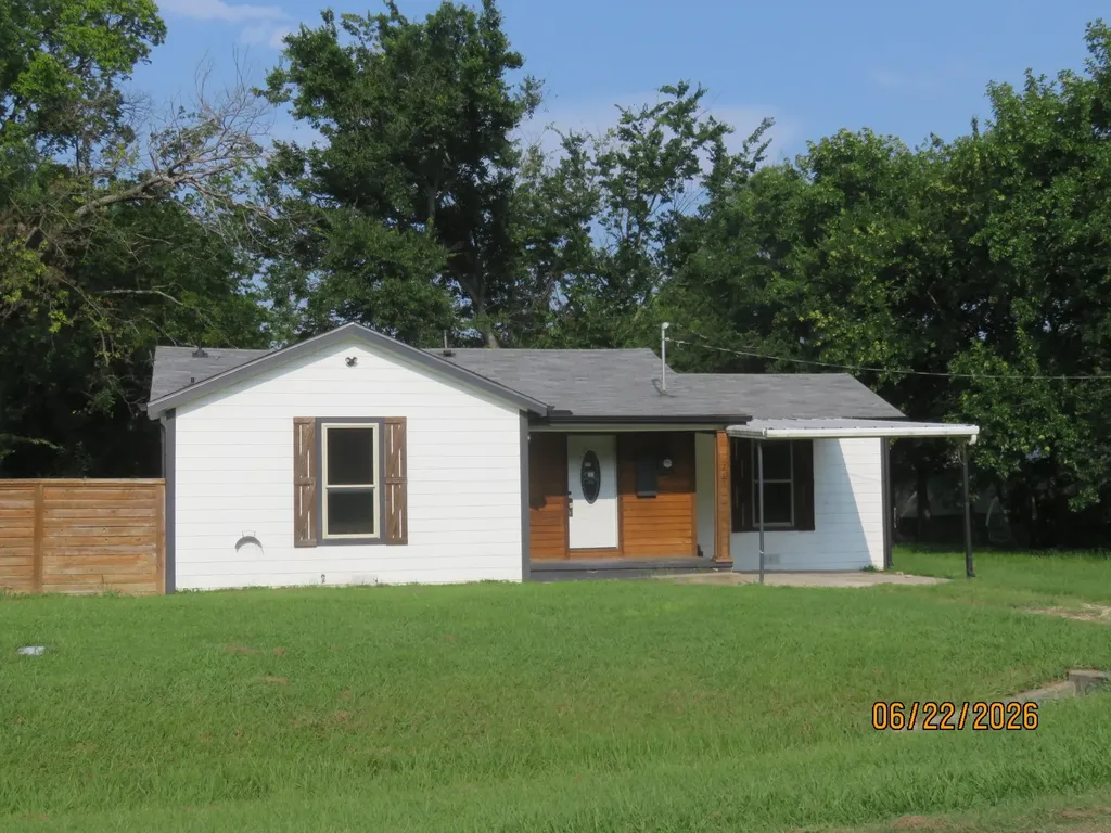 705 S Patterson Street Campbell TX 75422