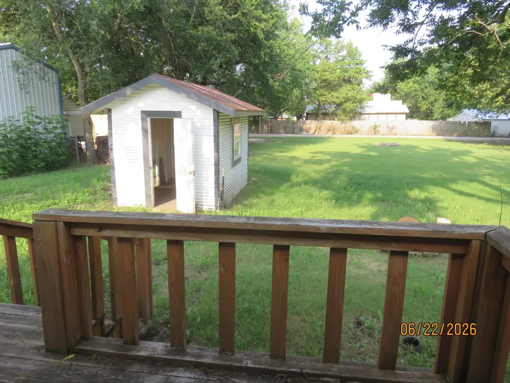705 S Patterson Street Campbell TX 75422