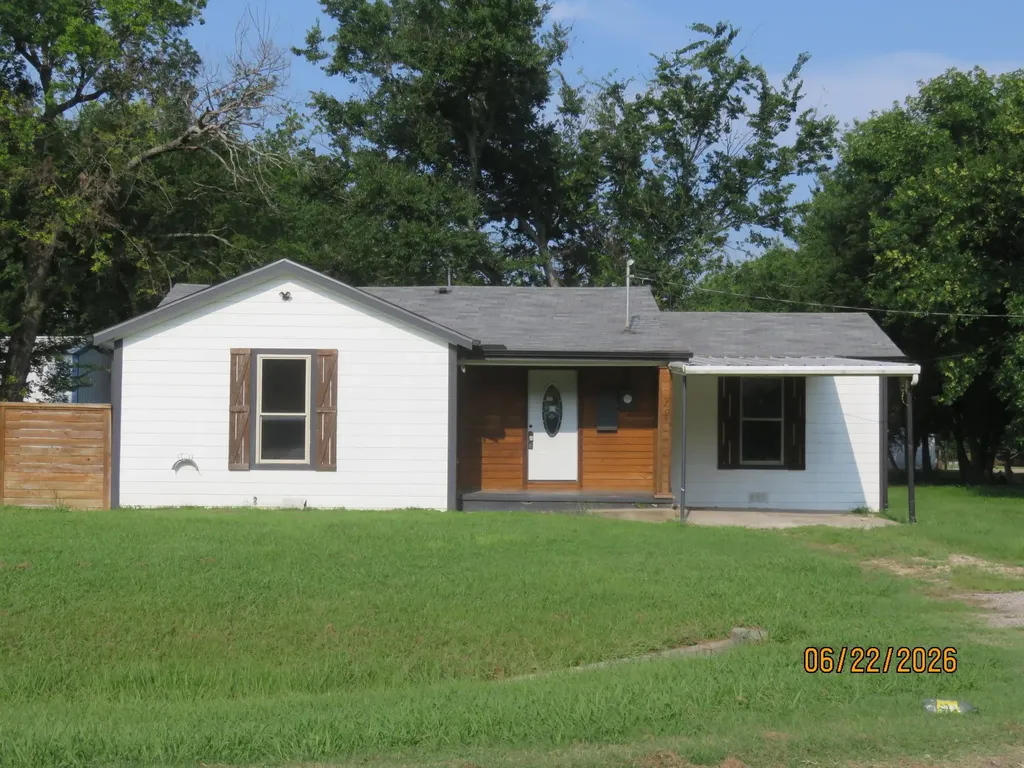 705 S Patterson Street Campbell TX 75422