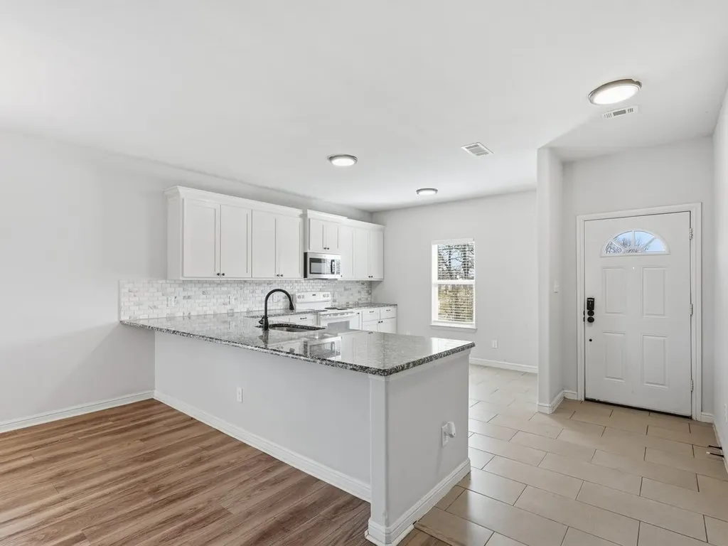 5504 Wellesley Avenue Fort Worth TX 76107
