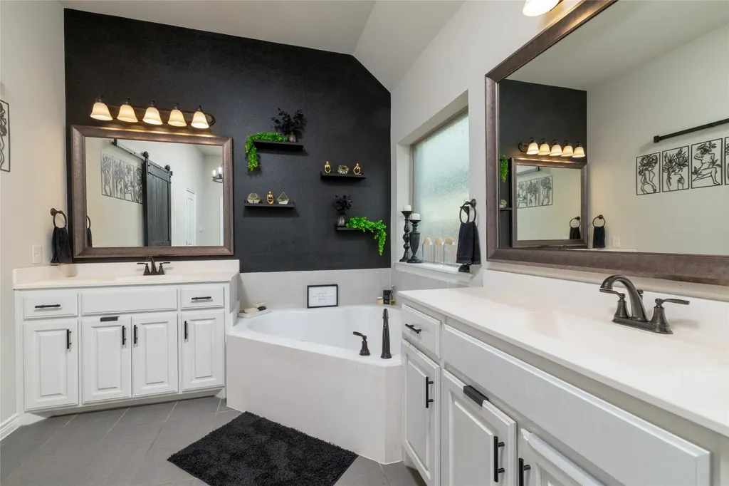 1028 Wildwood Drive Joshua TX 76058