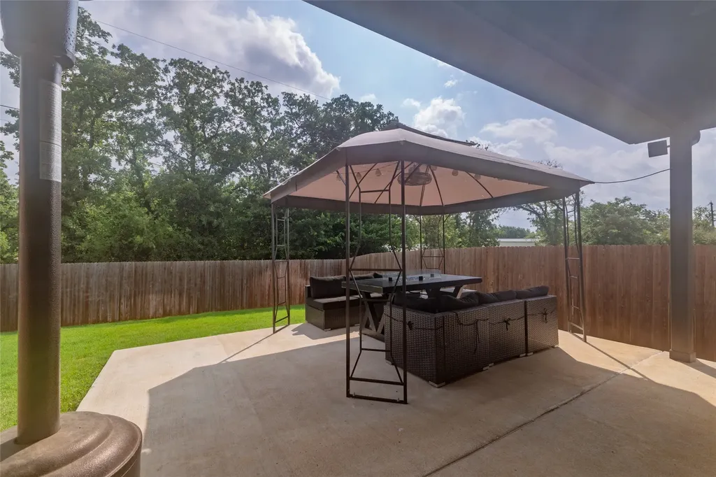 1028 Wildwood Drive Joshua TX 76058
