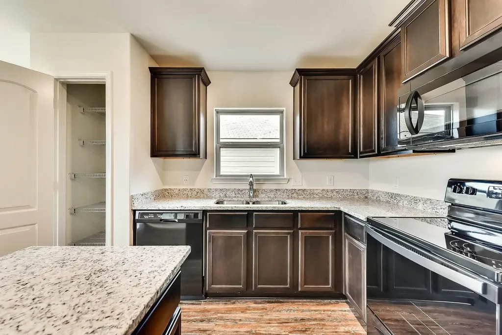 207 Liberty Lane Venus TX 76084