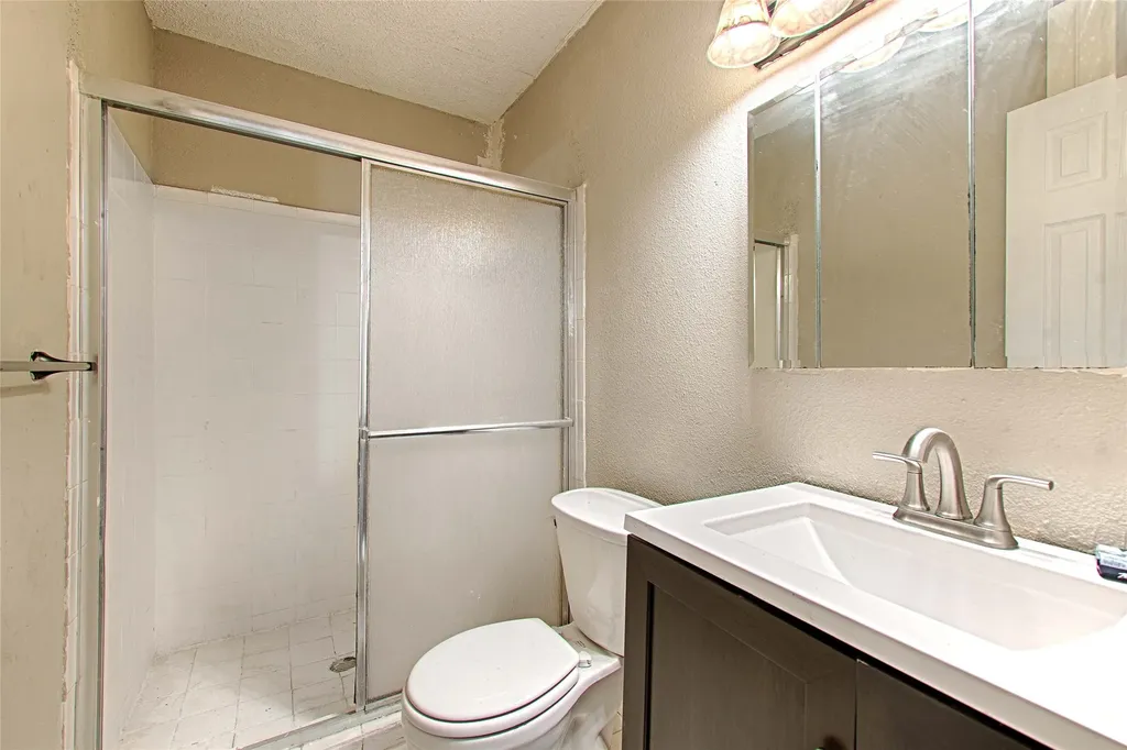 15889 Preston Road Dallas TX 75248