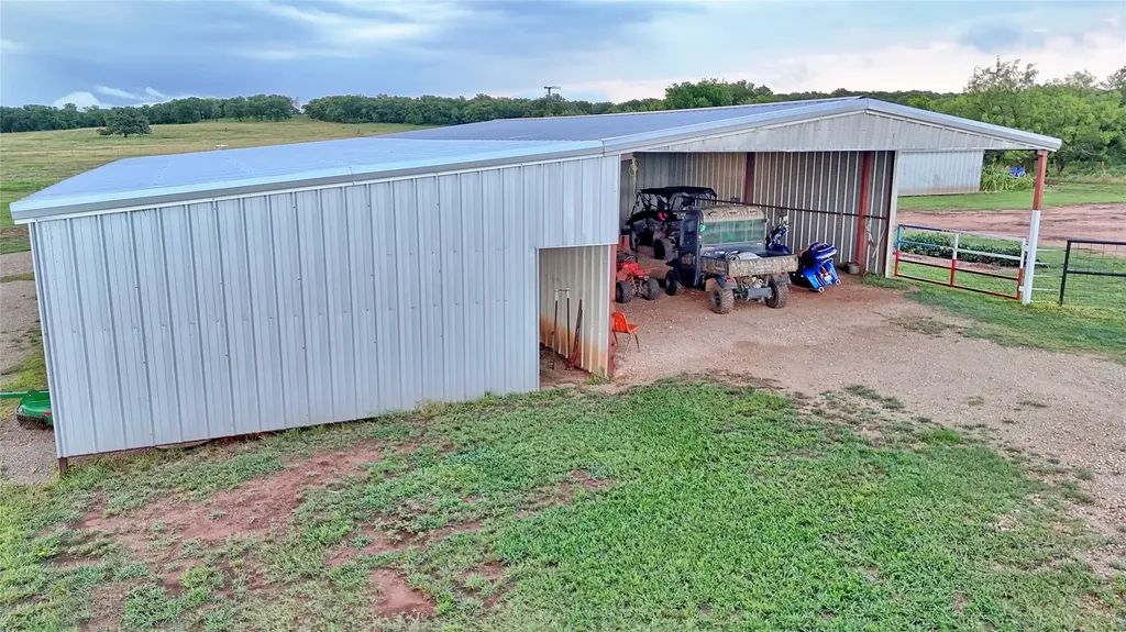 978 Longbranch Road Nocona TX 76255
