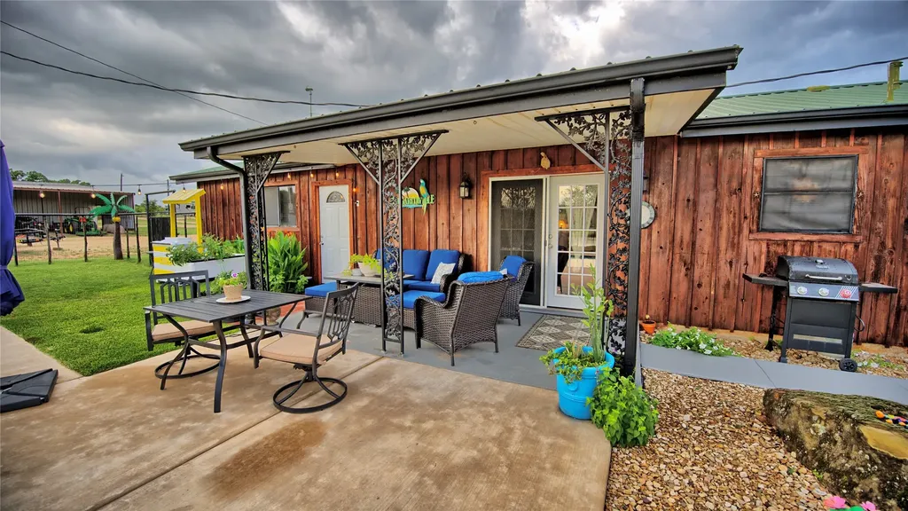 978 Longbranch Road Nocona TX 76255