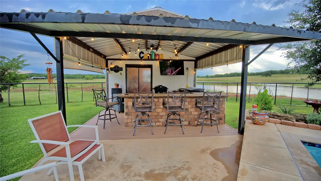 978 Longbranch Road Nocona TX 76255