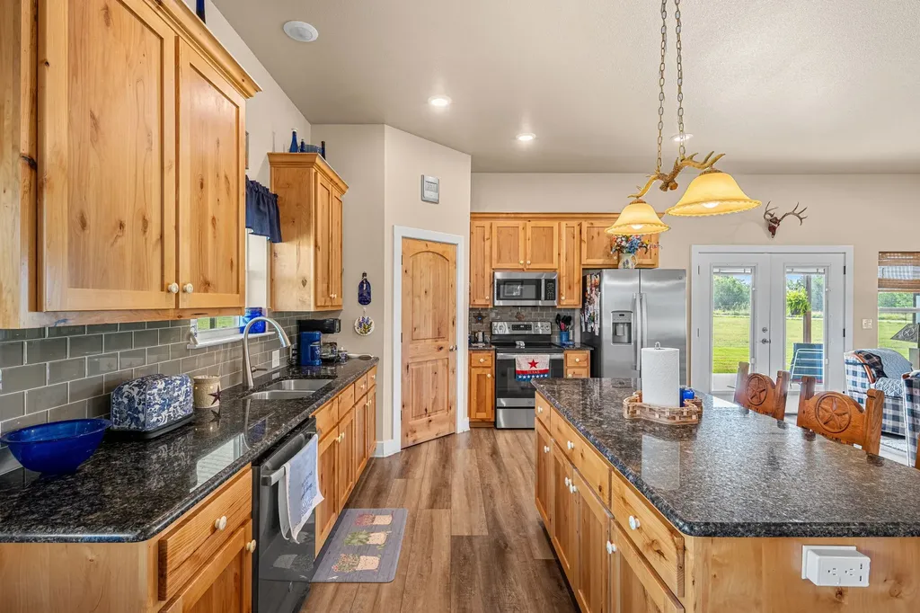 1795 County Road 2730 Lometa TX 76853