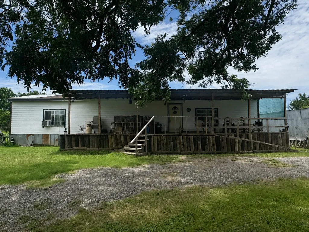 118 Rommel Court Springtown TX 76082