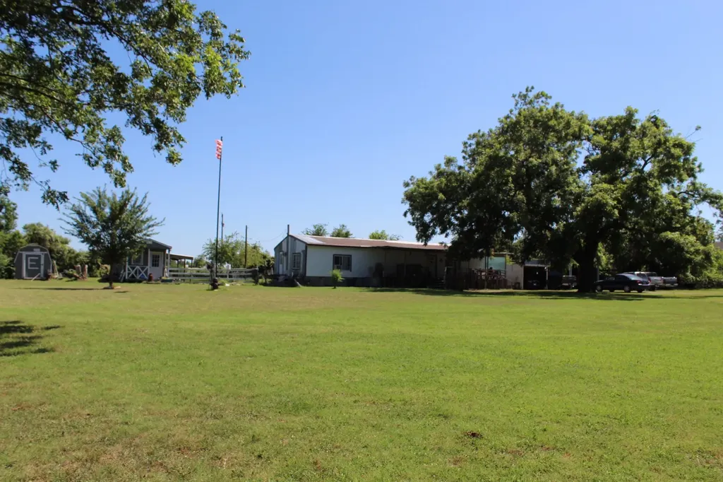 118 Rommel Court Springtown TX 76082