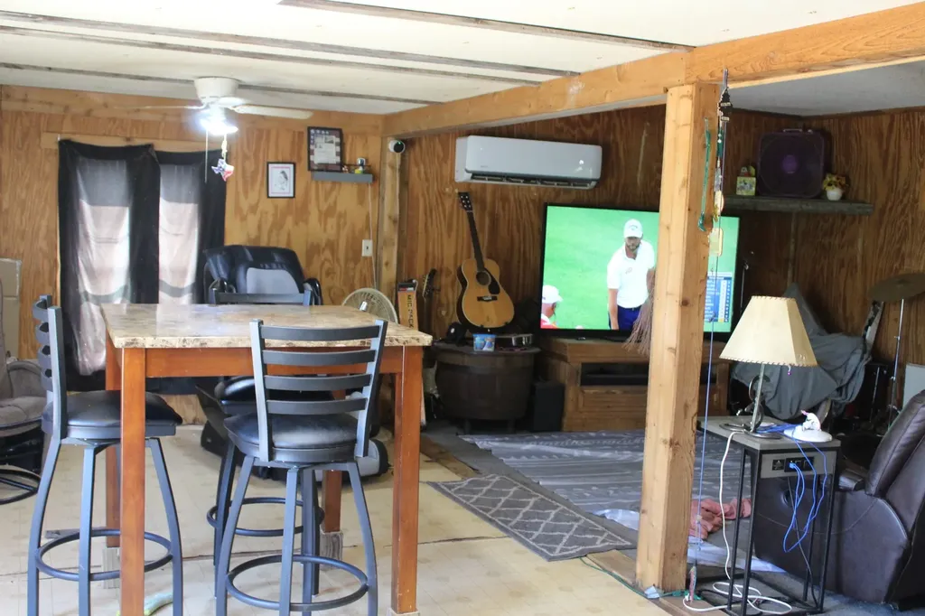 118 Rommel Court Springtown TX 76082