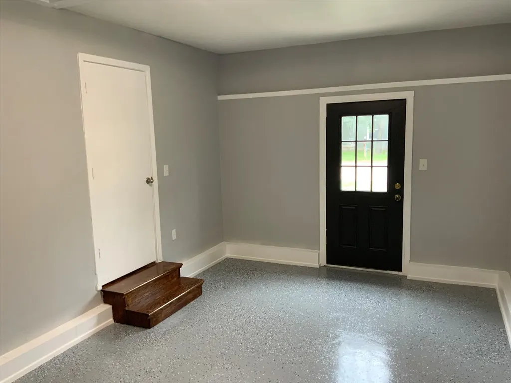 215 S 4th Street Jacksboro TX 76458