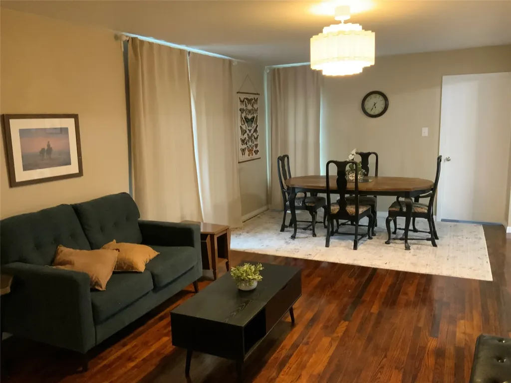 215 S 4th Street Jacksboro TX 76458