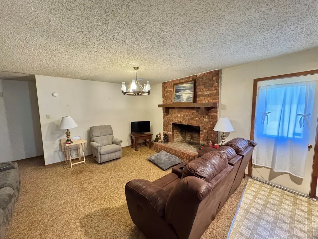 450 Woodbine Estates Road Gainesville TX 76240