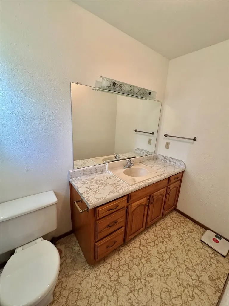 450 Woodbine Estates Road Gainesville TX 76240