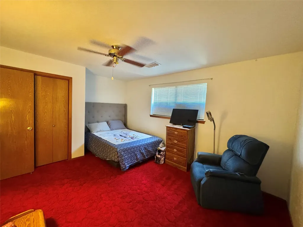 450 Woodbine Estates Road Gainesville TX 76240