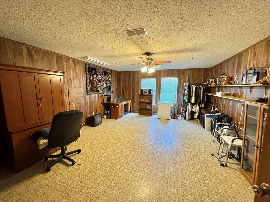 450 Woodbine Estates Road Gainesville TX 76240