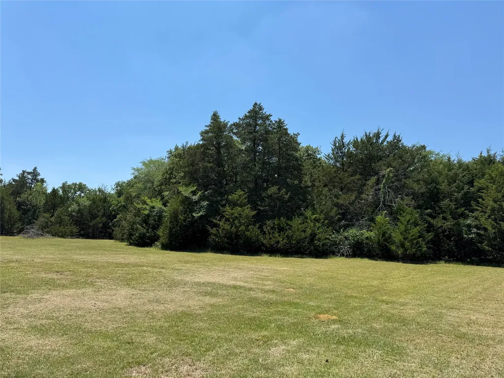 450 Woodbine Estates Road Gainesville TX 76240