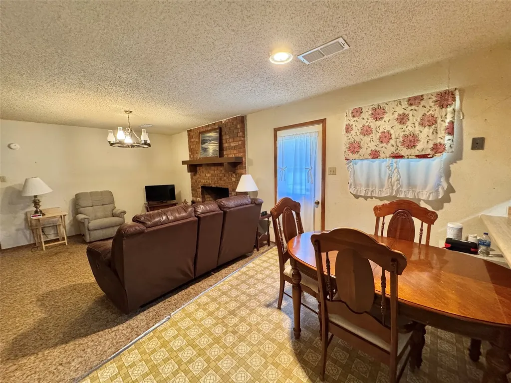 450 Woodbine Estates Road Gainesville TX 76240