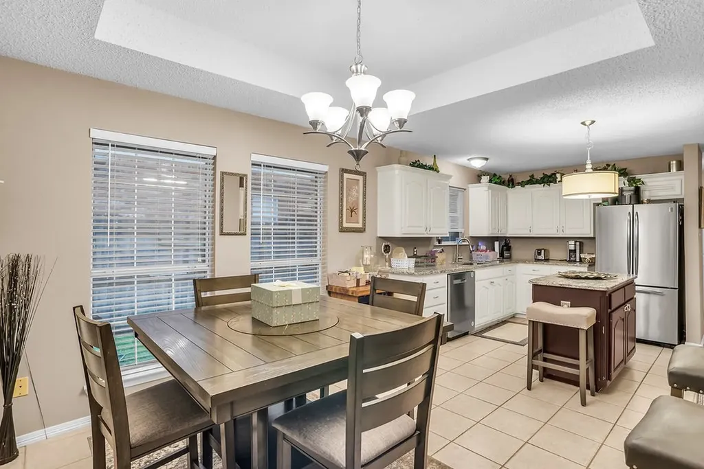 412 Glenbrook Drive Kennedale TX 76060