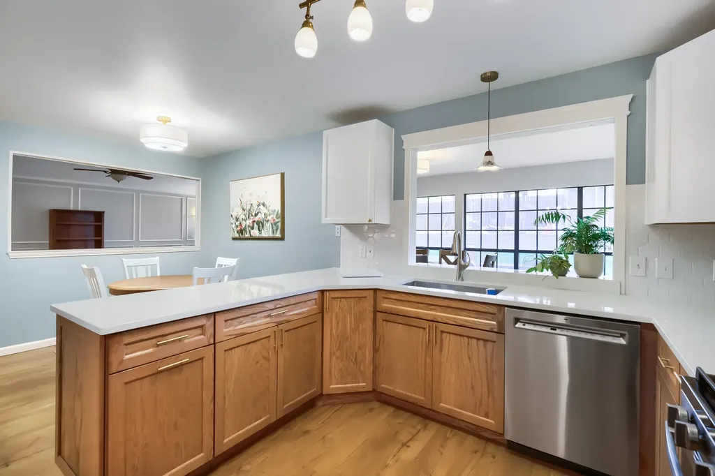 2025 Redwood Trail Grapevine TX 76051