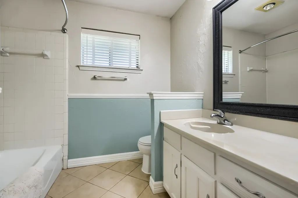 2025 Redwood Trail Grapevine TX 76051