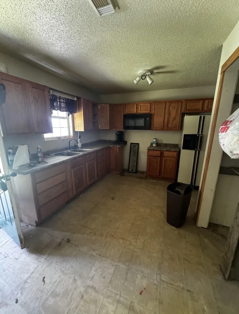 283 County Road 269 Kosse TX 76653
