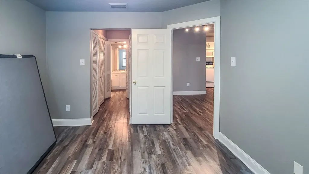 6108 Abrams Road Dallas TX 75231