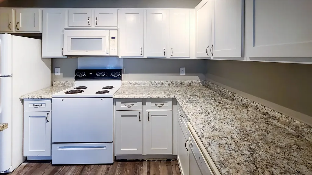 6108 Abrams Road Dallas TX 75231