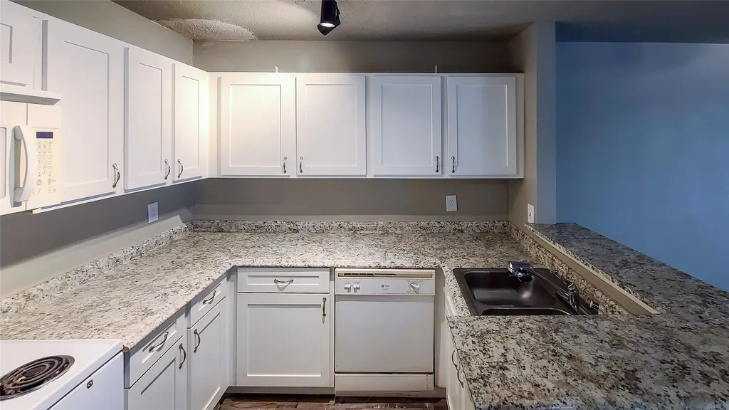 6108 Abrams Road Dallas TX 75231