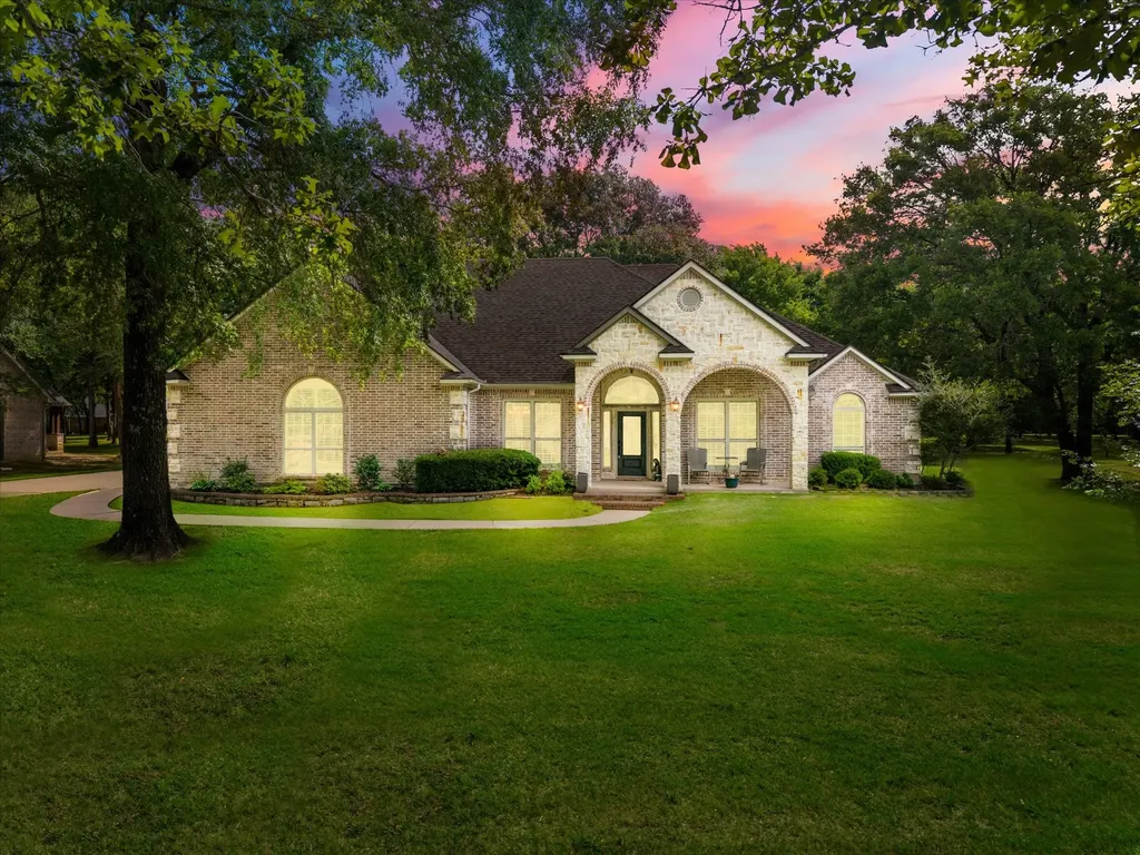 141 Private Road 5944 Yantis TX 75497