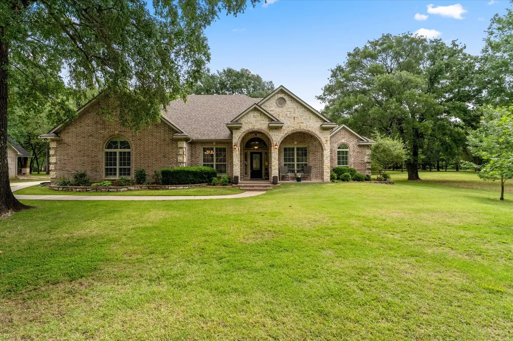 141 Private Road 5944 Yantis TX 75497