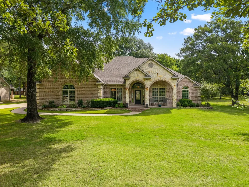 141 Private Road 5944 Yantis TX 75497