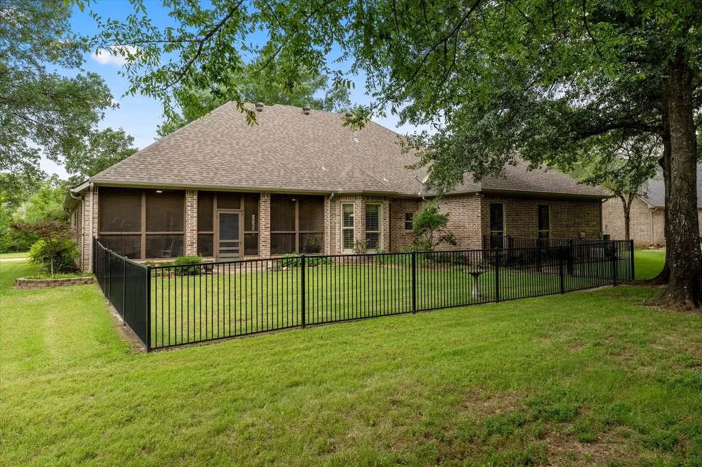 141 Private Road 5944 Yantis TX 75497