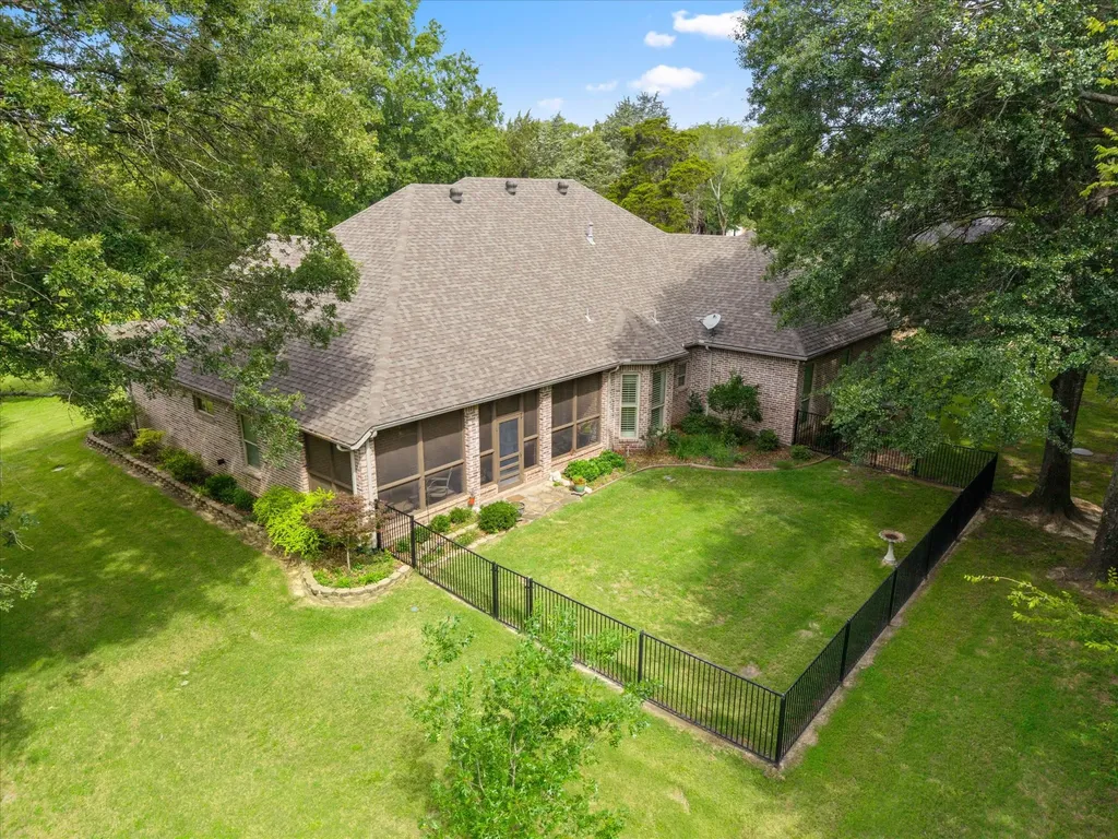 141 Private Road 5944 Yantis TX 75497