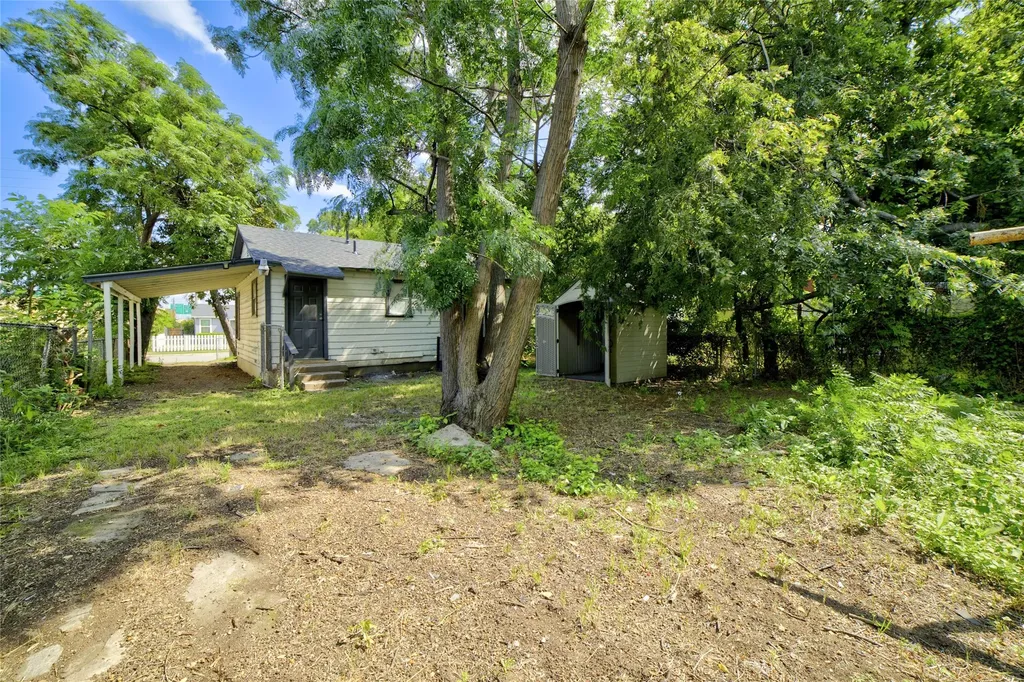 1933 Greenfield Avenue Fort Worth TX 76102