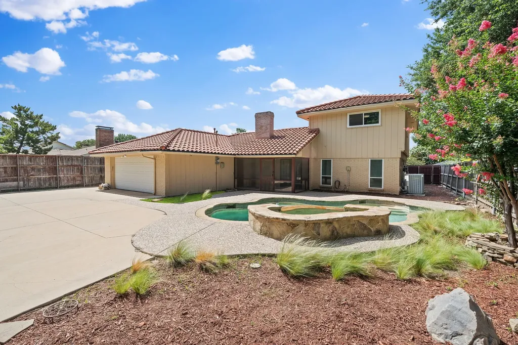 416 Forest Grove Drive Richardson TX 75080
